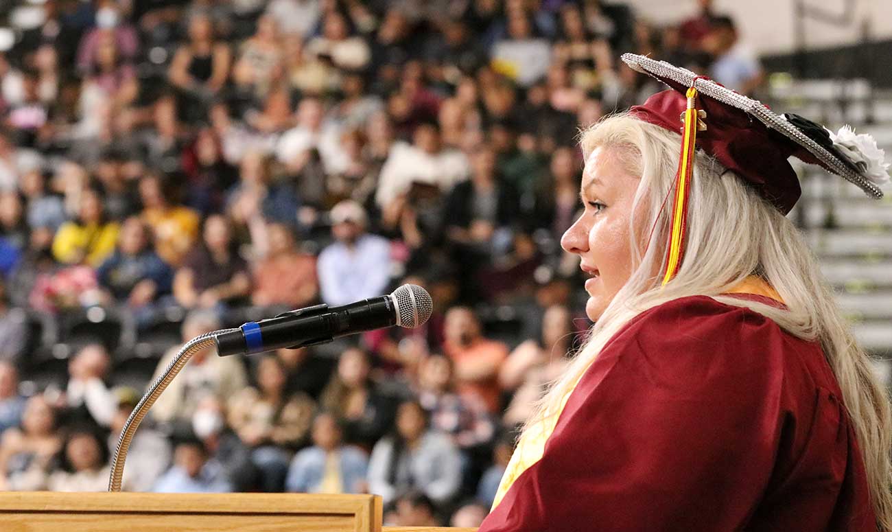 Lynne Geddis speaks at YVC's 93rd Commencement ceremony