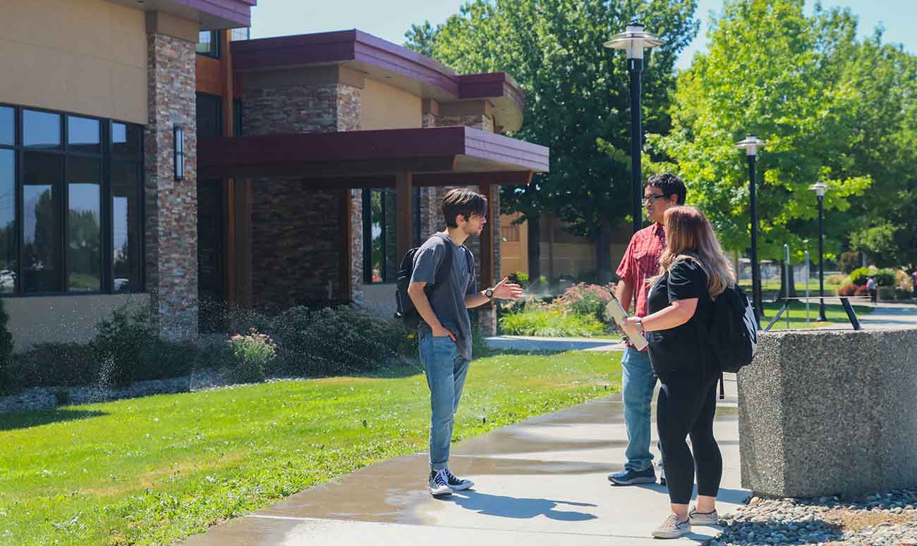 Students on YVC's Grandview campus